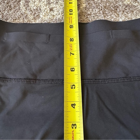Lululemon Mind Over Miles 17” Luxtreme Crop Black Size 6 - Picture 9 of 13